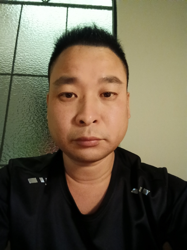 信念的第一张照片--陆川蓝颜知己交友网